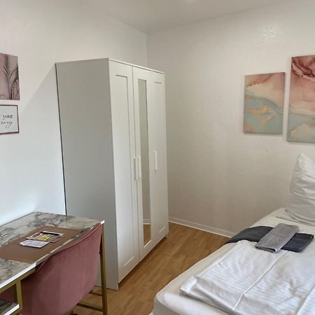 Pension An Der Hessenhalle Гисен Экстерьер фото